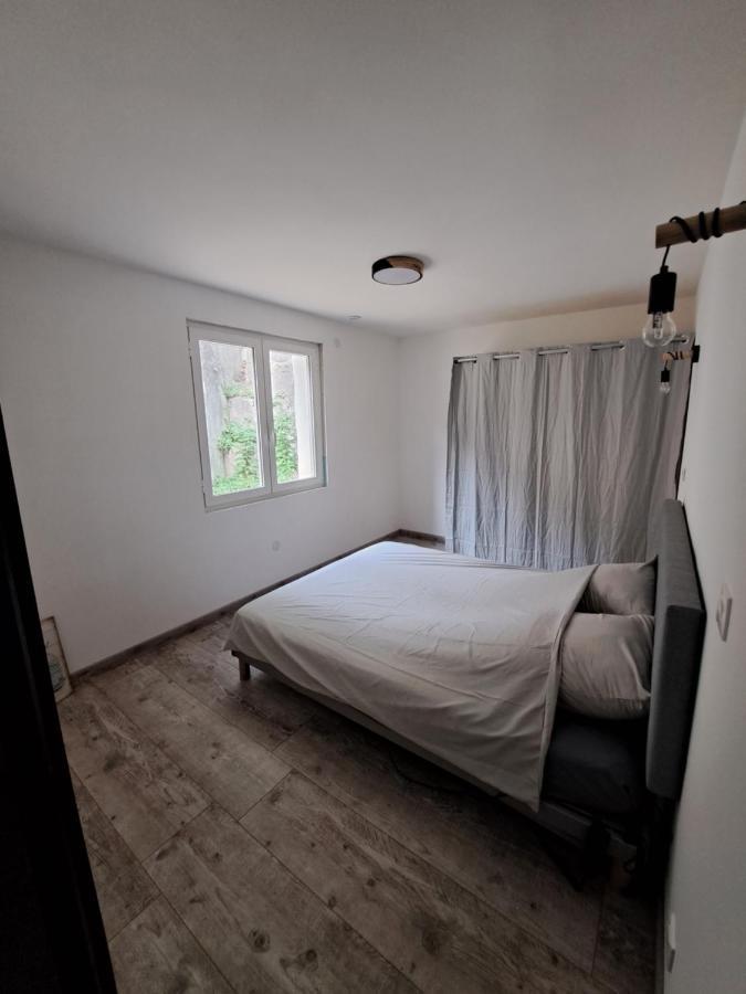 Appartement Superbe Rez-de-Jardin refait à neuf. à Breil-sur-Roya Extérieur photo